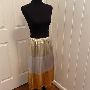 LuLaRoe Elegant Pleated Midi Skirt in Gold, White, and Tan